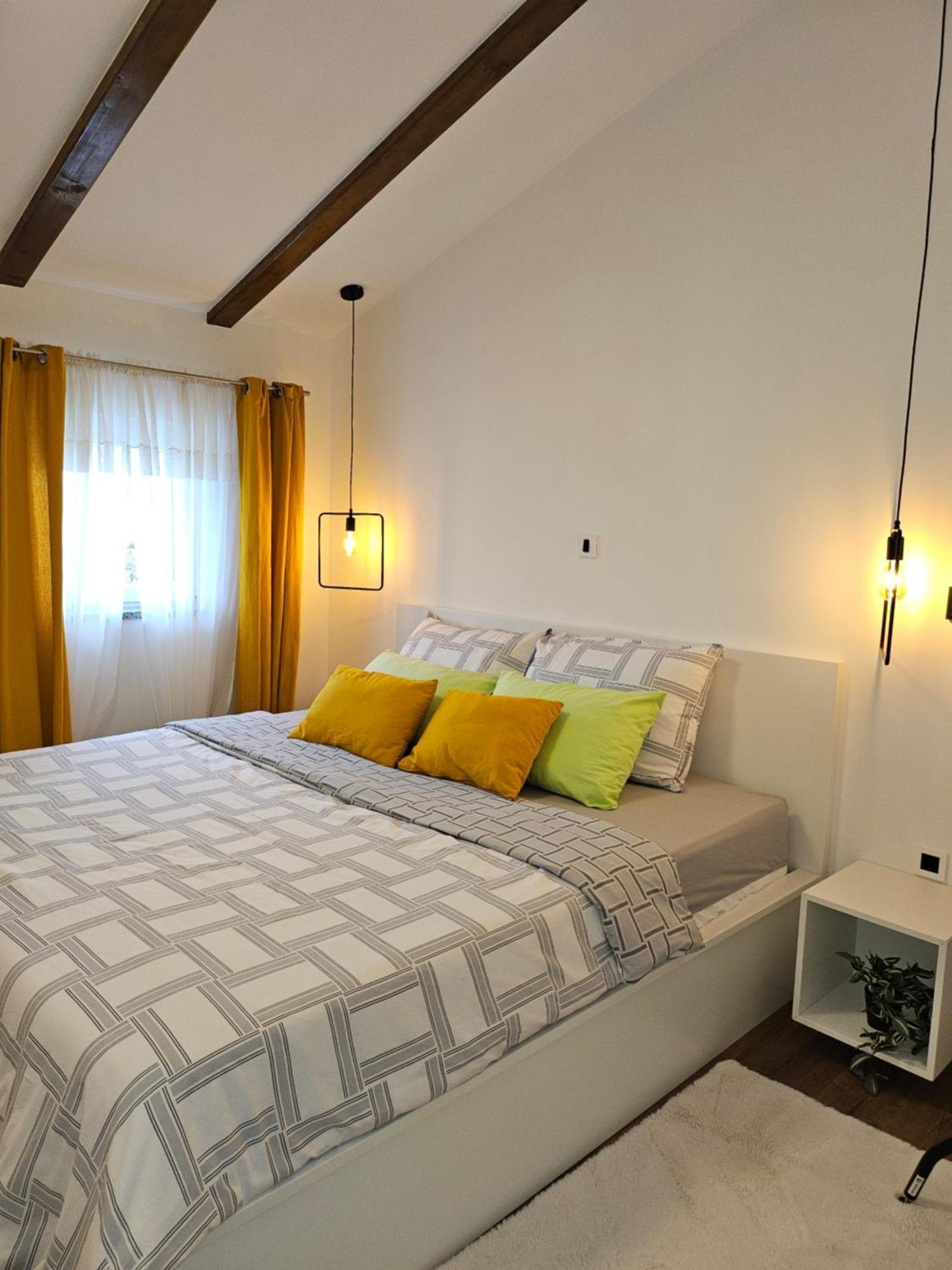 Apartman Pojine Gabonjin 외부 사진